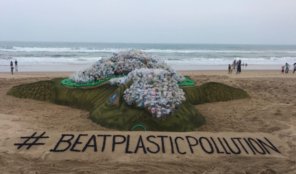 Beat Plastic Pollution, Sand art by Sudarsan Pattanik, Daily Bees