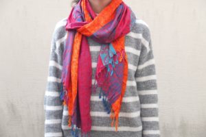 Scarf daily bees